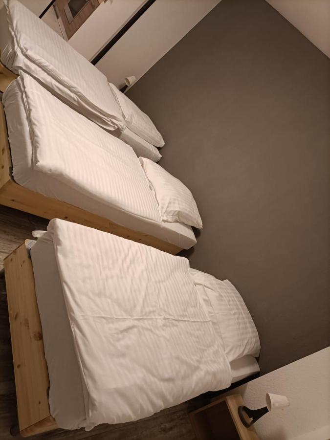 Apartamento Krefeld House - 20 Min To Dus Airport & Messe Exterior foto
