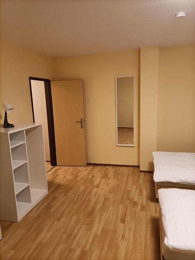 Apartamento Krefeld House - 20 Min To Dus Airport & Messe Exterior foto