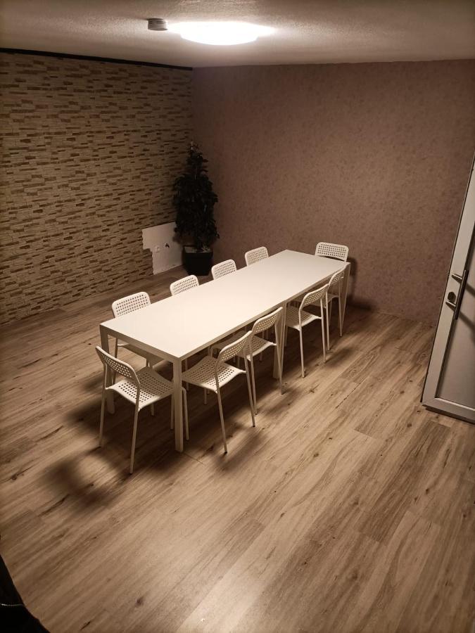 Apartamento Krefeld House - 20 Min To Dus Airport & Messe Exterior foto